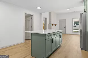 415 N 15th St, Griffin, GA 30223 - Photo 12