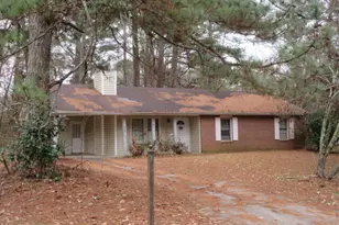 35 Triple Crown Ln, Ellenwood, GA 30294 - Photo 1