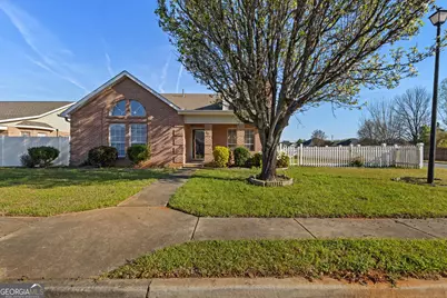 87 Park Lane, Warner Robins, GA 31093 - Photo 2