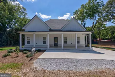 540 Sunset Avenue, Comer, GA 30629 - Photo 1