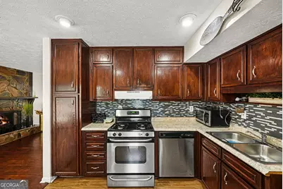 946 Fox Chase Lane, Riverdale, GA 30296 - Photo 8