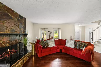 946 Fox Chase Lane, Riverdale, GA 30296 - Photo 4