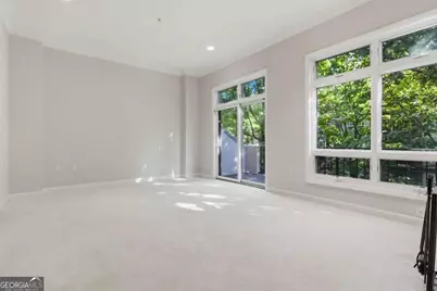 3475 Oak Valley Road #140, Atlanta, GA 30326 - Photo 32
