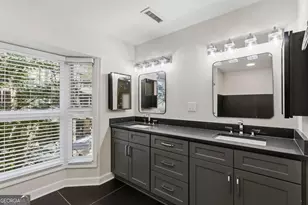 3475 Oak Valley Rd, Atlanta, GA 30326 - Photo 16