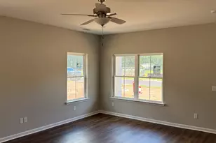 23 Ransom Dr, Darien, GA 31305 - Photo 8