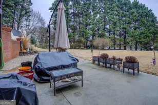 1435 Barrett Pl Ln, Lawrenceville, GA 30043 - Photo 10