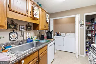 2235 Old Hamilton Pl, Gainesville, GA 30507 - Photo 12