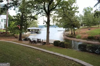 190 Roberts Point, Jackson, GA 30233 - Photo 12