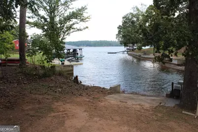 190 Roberts Point, Jackson, GA 30233 - Photo 4