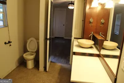190 Roberts Point, Jackson, GA 30233 - Photo 20