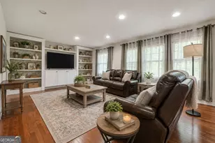 105 Pine St, Barnesville, GA 30204 - Photo 2