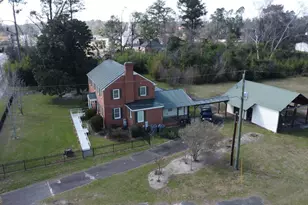 39 E Calhoun St, Wadley, GA 30477 - Photo 14