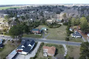 39 E Calhoun St, Wadley, GA 30477 - Photo 10