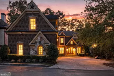 10380 Royal Terrace, Johns Creek, GA 30022 - Photo 2