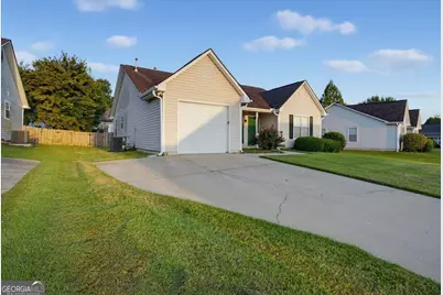 604 Village Way, Stockbridge, GA 30281 - Photo 4