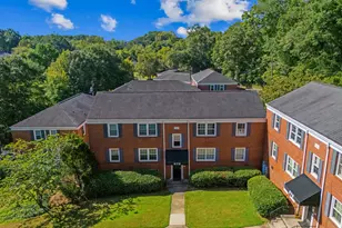 572 Goldsboro Rd NE, Atlanta, GA 30307 - Photo 2