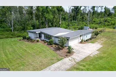 96 N Gill Street, Hazlehurst, GA 31539 - Photo 2