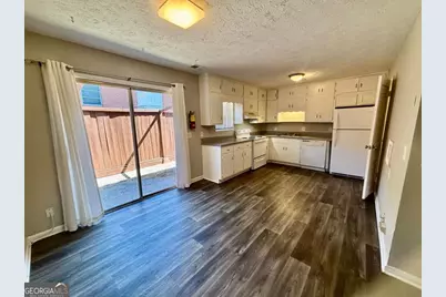 3198 Washington Road #4, East Point, GA 30344 - Photo 4