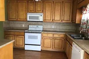 75 Oak Wood Ln, Covington, GA 30016 - Photo 2