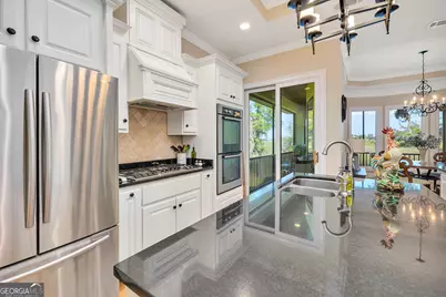 135 Rice Street, Saint Simons, GA 31522 - Photo 18
