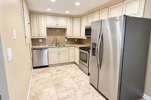5104 Rock Glen Dr, Stone Mountain, GA 30088 - Photo 2