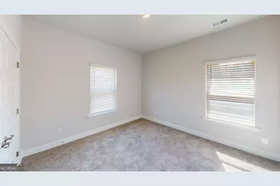 1033 Holliday Pass, Griffin, GA 30223 - Photo 18