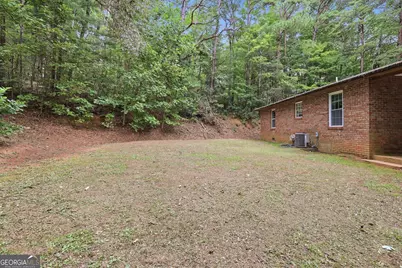 330 Clayton Avenue, Clayton, GA 30525 - Photo 6
