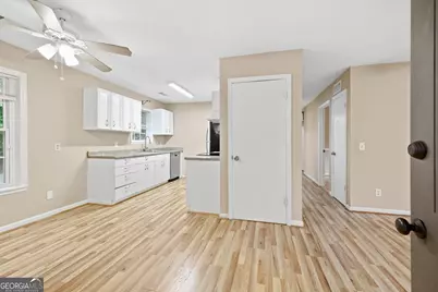 330 Clayton Avenue, Clayton, GA 30525 - Photo 10