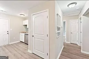 5859 Lone Oak Dr SW, Mableton, GA 30126 - Photo 10