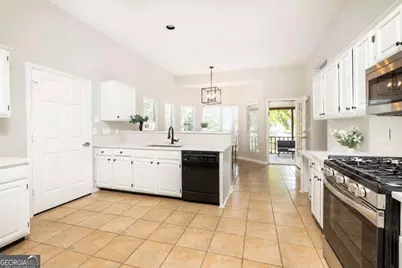 245 Greenmont Circle, Alpharetta, GA 30009 - Photo 8