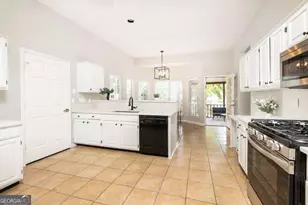 245 Greenmont Cir, Alpharetta, GA 30009 - Photo 8