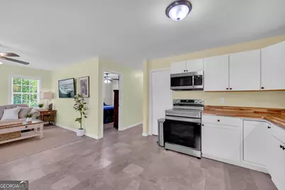 530 Grandview Avenue, Mount Airy, GA 30563 - Photo 14