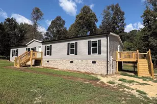97 Trinity Ct, Royston, GA 30662 - Photo 2