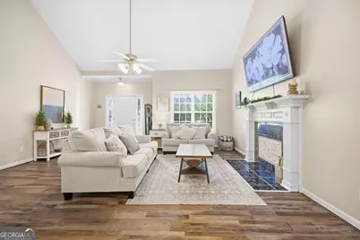33 Martha's Place NW, Cartersville, GA 30121 - Photo 4