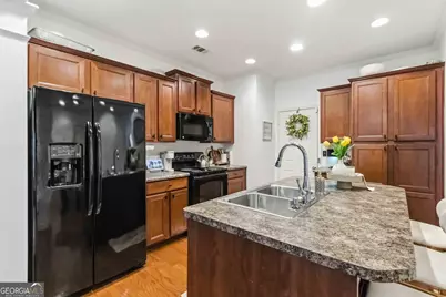 5137 Madeline Place, Stone Mountain, GA 30083 - Photo 6