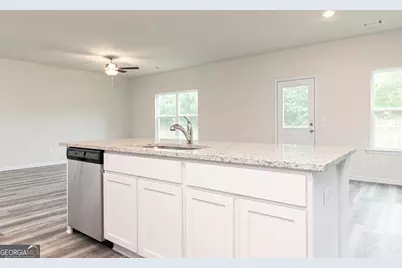 391 Sand Dune Way, Conyers, GA 30013 - Photo 6