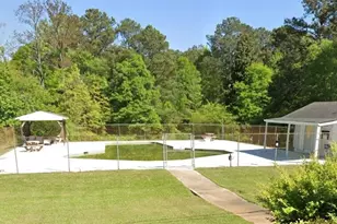 95 E Honeysuckle Ln, Carrollton, GA 30116 - Photo 1