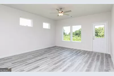 727 Berkeley Drive, Conyers, GA 30013 - Photo 6