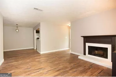 2104 Augusta Drive SE, Marietta, GA 30067 - Photo 4