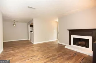 2104 Augusta Dr SE, Marietta, GA 30067 - Photo 4
