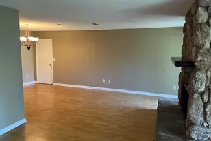 203 Courtney Pl, Saint Marys, GA 31558 - Photo 2