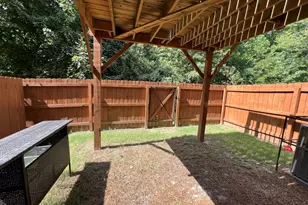 7705 Baron Rd, Fairburn, GA 30213 - Photo 24