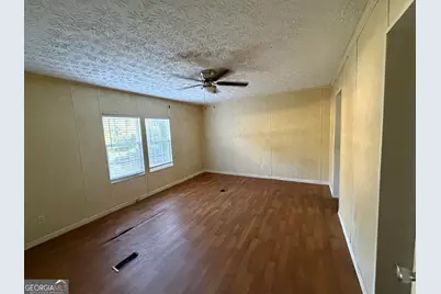 206 Benifield Drive, Lavonia, GA 30553 - Photo 4