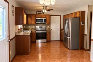 130 Saddleview Ln, Ellenwood, GA 30294 - Photo 2
