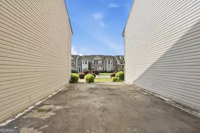 8260 Oakley Circle # 2, Union City, GA 30291 - Photo 32