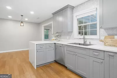 1001 Hillsborough NW, Kennesaw, GA 30144 - Photo 10