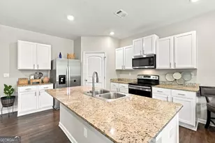 122 Russell Rd, Pendergrass, GA 30567 - Photo 12