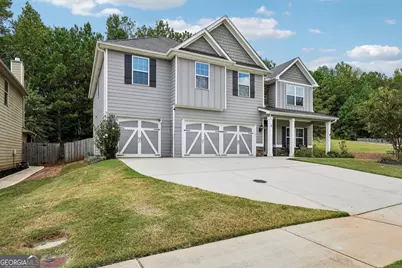 17 Marvin Gardens, Sharpsburg, GA 30277 - Photo 2