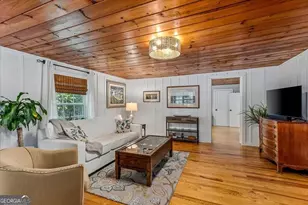 325 Austin St, Blue Ridge, GA 30513 - Photo 4