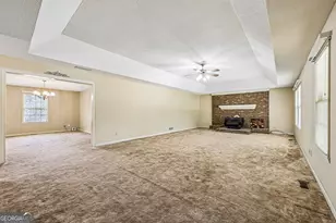 8791 Pleasant Hill Rd, Lithonia, GA 30058 - Photo 12
